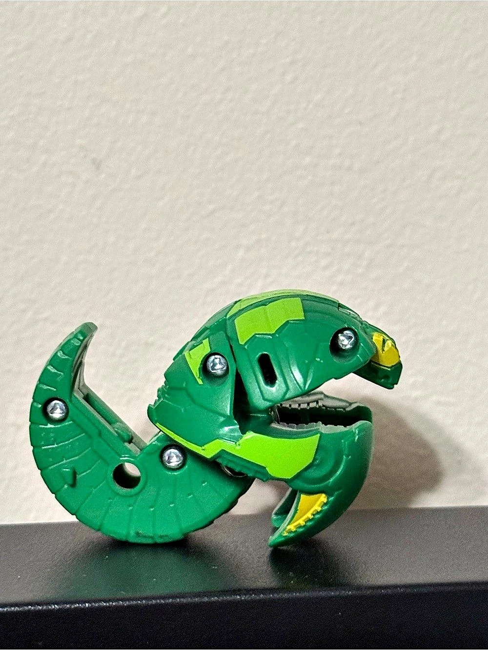 Spin Master Bakugan Ventus Mantonoid B1 500G Action Figure